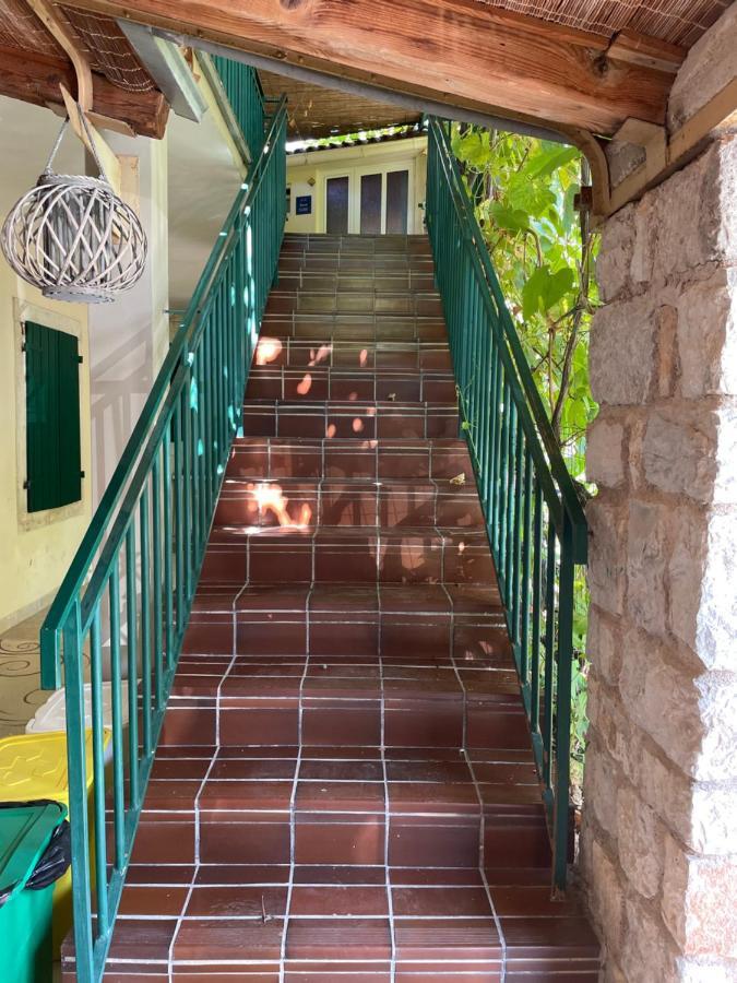 Apartments La Pergola روفينج المظهر الخارجي الصورة