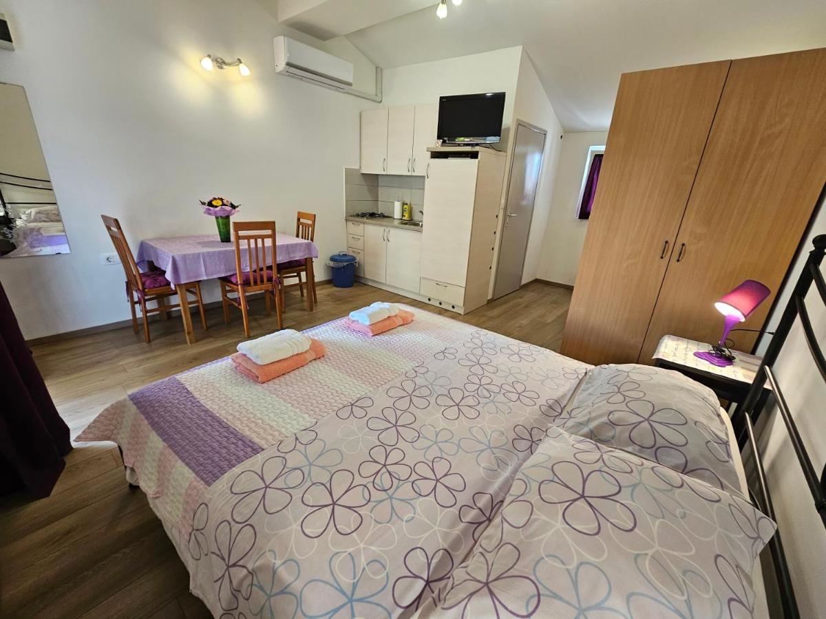 Apartments La Pergola روفينج المظهر الخارجي الصورة