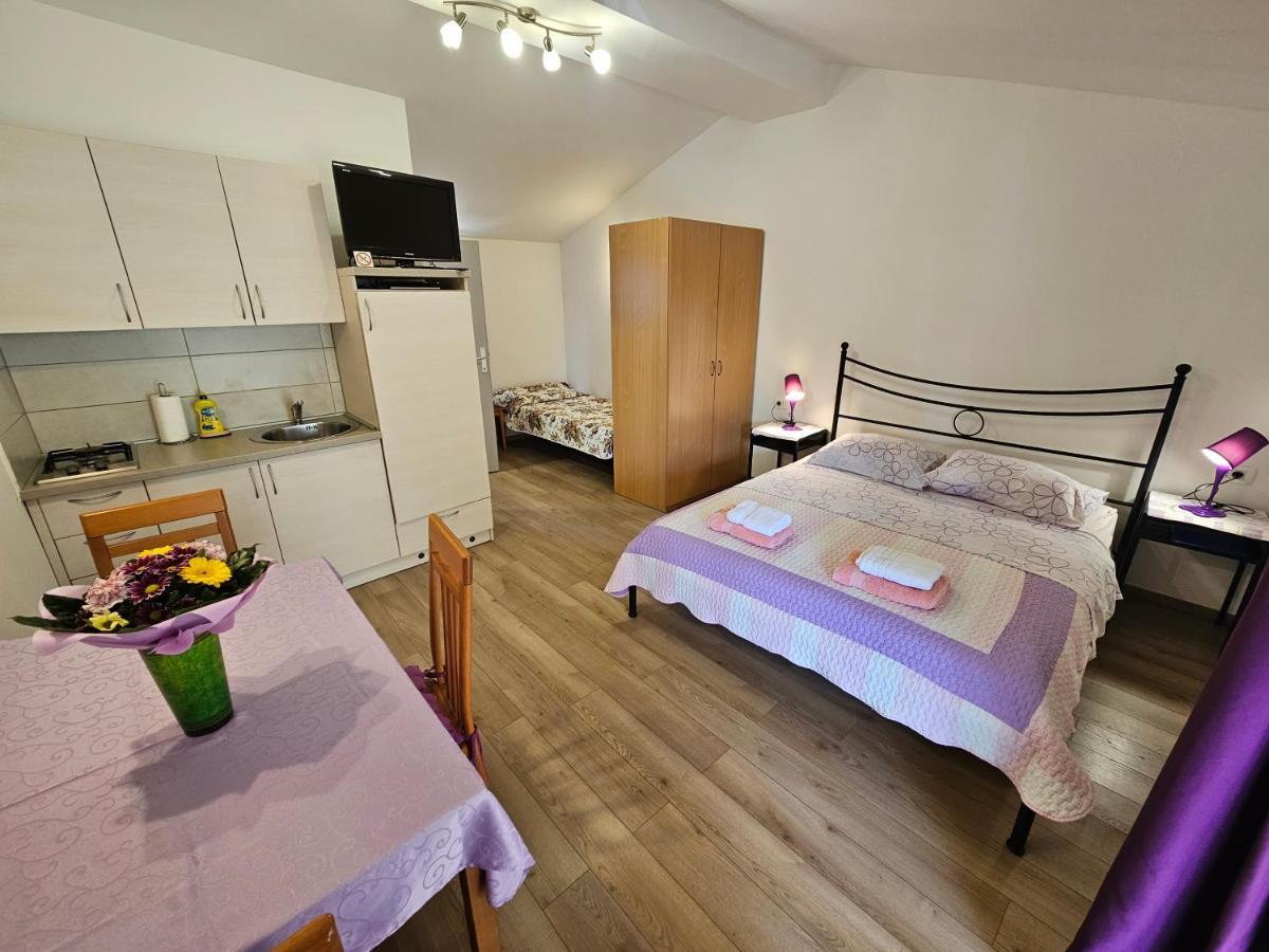 Apartments La Pergola روفينج المظهر الخارجي الصورة