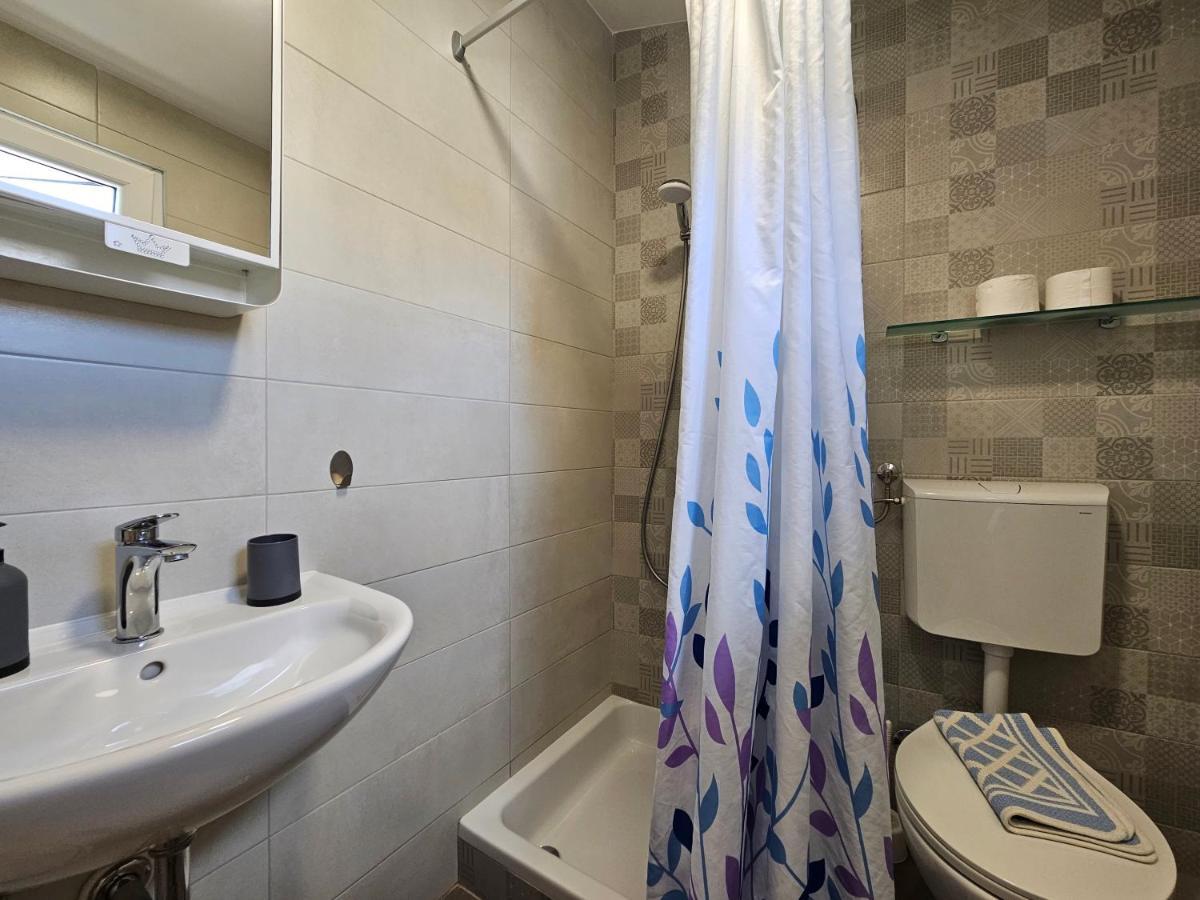 Apartments La Pergola روفينج المظهر الخارجي الصورة